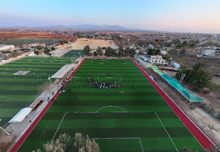 CANCHA DE FÚTBOL 11 EN EL CAMPO DEPORTIVO 3 DE OCTUBRE